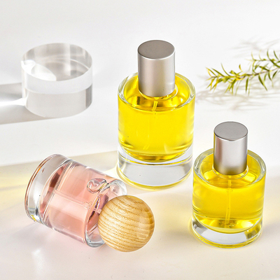 Купить Косметики Subpackage духов цилиндра штифта стеклянной бутылки 30ml 50ml духов прозрачные распыляют бутылку с деревянной крышкой online manufacture