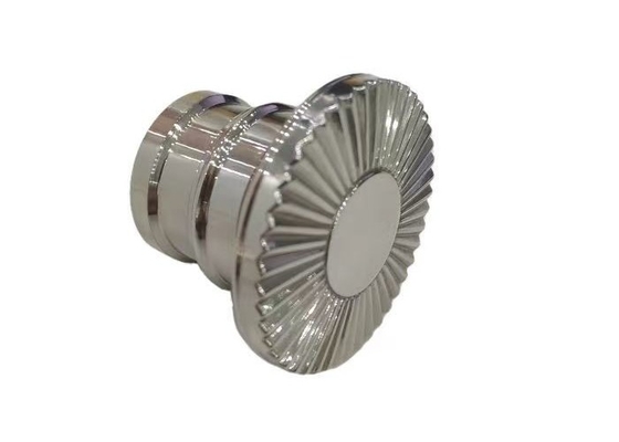 Купить OEM / ODM настраиваемая крышка бутылки парфюмерии Zamak серебряные крышки бутылок парфюмерии online manufacture