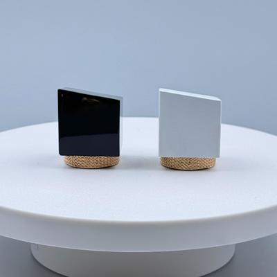 Купить Black/white zinc alloy perfume cap Square cap онлайн изготовление