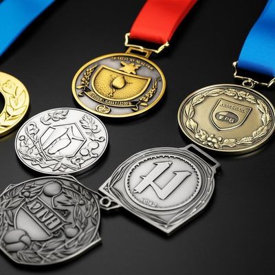 Купить Customized Design Metal Award Medal with 2mm Thickness and 7-10 Business Days Production online manufacture